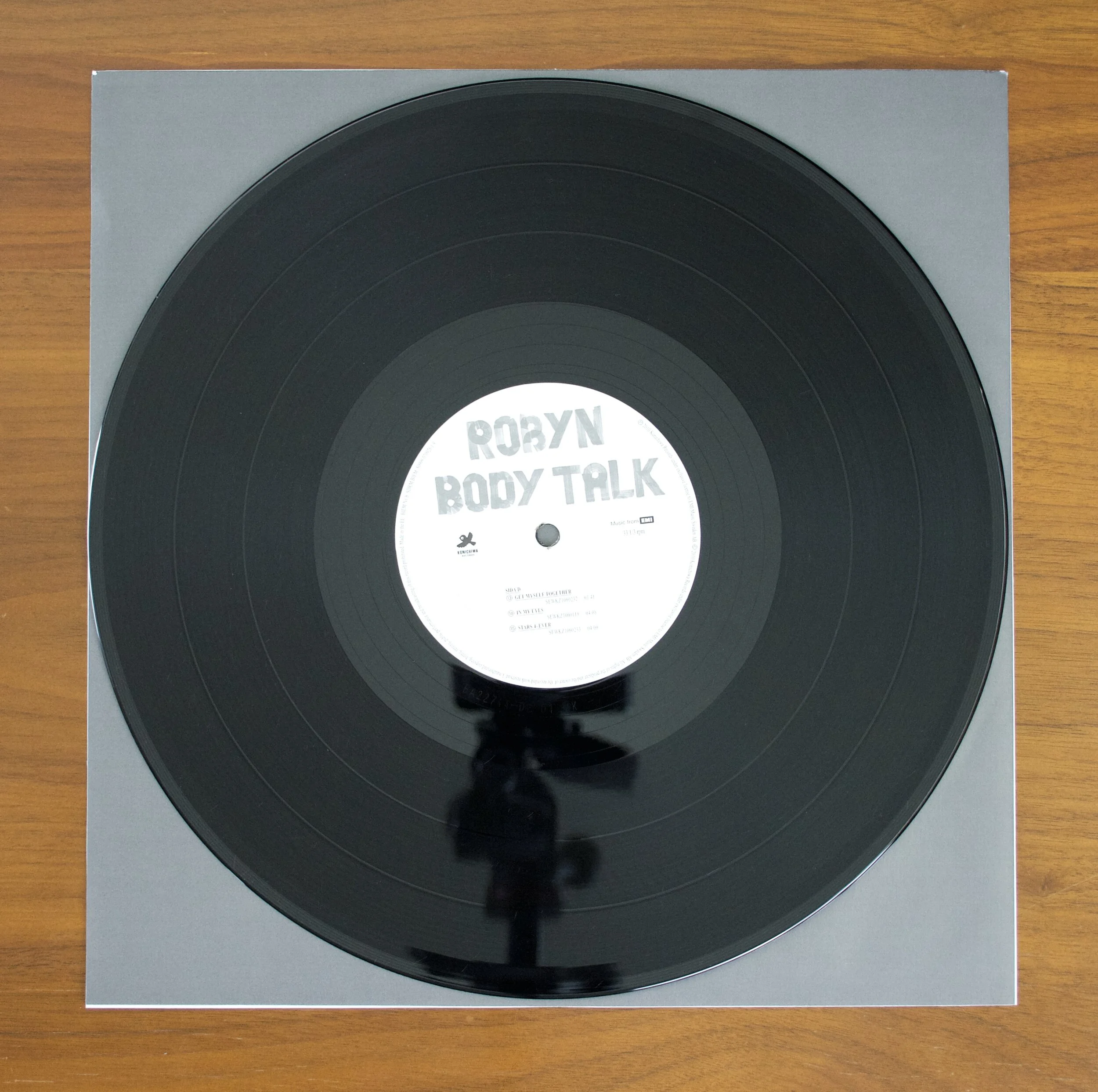 Reveal 0054: Robyn - Body Talk — Vinyl Reveals